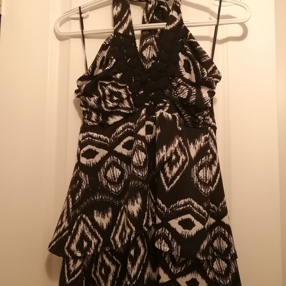 3/$30 Black and white halter top, medium - Picture 2 of 4
